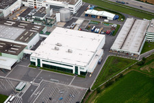 Vue oblique de Locaux de l'usine Rudolf Wild GmbH & Co. KG (Capri-Sonne) à Eppelheim dans le département Bade-Wurtemberg, Allemagne