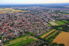 Vue aérienne de Rue Grenzhöfer à Plankstadt dans le département Bade-Wurtemberg, Allemagne