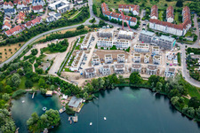 Vue aérienne de Nouvelle zone de développement Alterseestraße sur le lac Rheinau à le quartier Rheinau in Mannheim dans le département Bade-Wurtemberg, Allemagne