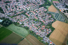 Quartier Edigheim in Ludwigshafen am Rhein dans le département Rhénanie-Palatinat, Allemagne d'en haut