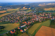 Vue aérienne de Kerzenheim dans le département Rhénanie-Palatinat, Allemagne