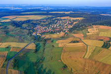 Vue aérienne de Sippersfeld dans le département Rhénanie-Palatinat, Allemagne