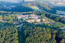 Vue aérienne de Caserne militaire américaine Quartier général de Sembach à Sembach à le quartier Münchweiler in Münchweiler an der Alsenz dans le département Rhénanie-Palatinat, Allemagne
