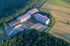 Photographie aérienne de Caserne militaire américaine Quartier général de Sembach et AFN Europe à Sembach à le quartier Münchweiler in Münchweiler an der Alsenz dans le département Rhénanie-Palatinat, Allemagne
