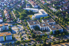Vue aérienne de Centre de bureaux Bensheim avec restaurant japonais Okinawa à Bensheim dans le département Hesse, Allemagne