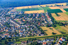 Vue aérienne de Vue de la ville depuis le nord à le quartier Kleinhausen in Einhausen dans le département Hesse, Allemagne
