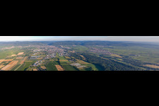 Vue aérienne de Panorama à Neustadt an der Weinstraße dans le département Rhénanie-Palatinat, Allemagne
