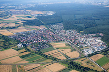 Quartier Friedrichstal in Stutensee dans le département Bade-Wurtemberg, Allemagne hors des airs