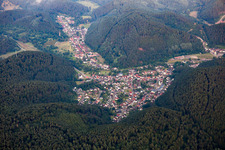 Vue aérienne de Quartier Kaltenbach in Hinterweidenthal dans le département Rhénanie-Palatinat, Allemagne