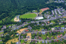 Vue aérienne de Tiefenstein dans le département Rhénanie-Palatinat, Allemagne