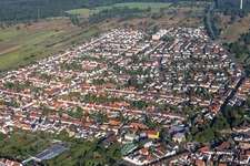 Vue aérienne de De l'est à le quartier Wiesental in Waghäusel dans le département Bade-Wurtemberg, Allemagne