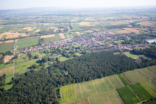 Quartier Schaidt in Wörth am Rhein dans le département Rhénanie-Palatinat, Allemagne hors des airs