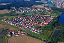 Vue aérienne de Gerbersleite à Weisendorf dans le département Bavière, Allemagne