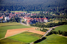 Vue aérienne de Terrain de l'hôpital Clinique spécialisée Herzogenaurach Département de médecine interne - Cardiologie à Herzogenaurach dans le département Bavière, Allemagne