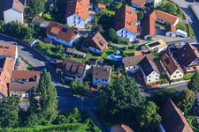 Vue aérienne de Lame d'épervier à le quartier Frauenaurach in Erlangen dans le département Bavière, Allemagne