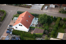 Vue aérienne de Maxburgstr à le quartier Billigheim in Billigheim-Ingenheim dans le département Rhénanie-Palatinat, Allemagne