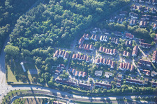 Vue aérienne de Quartier Wolfartsweier in Karlsruhe dans le département Bade-Wurtemberg, Allemagne