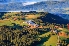 Vue aérienne de Maison préfabriquée WEISS GmbH et weiss marketing gmbh à le quartier Scheuerhalden in Oberrot dans le département Bade-Wurtemberg, Allemagne