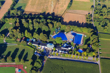 Vue aérienne de Piscine extérieure minérale Bönnigheim à Bönnigheim dans le département Bade-Wurtemberg, Allemagne