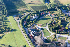 Parc d'aventure Tripsdrill à le quartier Treffentrill in Cleebronn dans le département Bade-Wurtemberg, Allemagne vue d'en haut