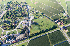 Vue d'oiseau de Parc d'aventure Tripsdrill à le quartier Treffentrill in Cleebronn dans le département Bade-Wurtemberg, Allemagne