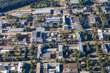 Vue d'oiseau de Quartier Leopoldshafen in Eggenstein-Leopoldshafen dans le département Bade-Wurtemberg, Allemagne
