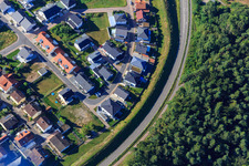 Vue aérienne de Rue Kingfisher à Jockgrim dans le département Rhénanie-Palatinat, Allemagne