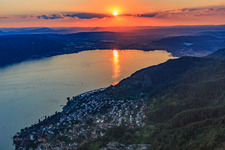 Photographie aérienne de Coucher de soleil sur le lac d'Überlingen en parapente à Bodman-Ludwigshafen dans le département Bade-Wurtemberg, Allemagne