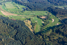 Vue aérienne de Château de Langenstein, parcours de golf The Country Club à le quartier Orsingen in Orsingen-Nenzingen dans le département Bade-Wurtemberg, Allemagne