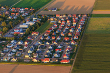 Chemin des colons à Steinweiler dans le département Rhénanie-Palatinat, Allemagne d'en haut
