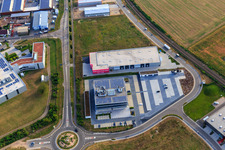 Vue aérienne de Zone industrielle dans la vallée de Spire avec ITK Engineering GmbH à Rülzheim dans le département Rhénanie-Palatinat, Allemagne