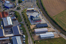 Vue aérienne de Zone industrielle dans la vallée de Spire avec station-service JET, Südpfalz Innovation Hub eG et Metallbau Sent à Rülzheim dans le département Rhénanie-Palatinat, Allemagne