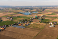 Vue aérienne de Quartier Hessenaue in Trebur dans le département Hesse, Allemagne