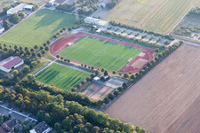 Vue aérienne de Quartier Hechtsheim in Mainz dans le département Rhénanie-Palatinat, Allemagne