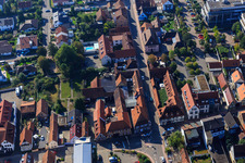 Vue aérienne de Rheinstraße x Bahnhofstr à Kandel dans le département Rhénanie-Palatinat, Allemagne