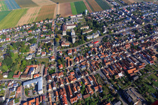 Vue aérienne de Robert-Koch-Straße avec hôpital à Kandel dans le département Rhénanie-Palatinat, Allemagne