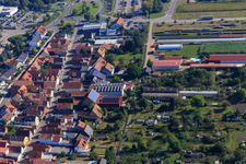 Image drone de Halles agricoles à Ettenbaum à Kandel dans le département Rhénanie-Palatinat, Allemagne