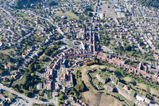 Bitche dans le département Moselle, France depuis l'avion