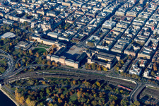 Vue aérienne de Château de Mannheim à le quartier Innenstadt in Mannheim dans le département Bade-Wurtemberg, Allemagne
