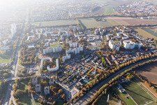 Vue aérienne de Ensemble taille haute sur le Ring de Londres à le quartier Pfingstweide in Ludwigshafen am Rhein dans le département Rhénanie-Palatinat, Allemagne