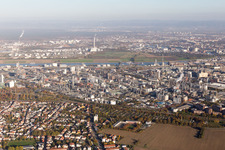 Quartier BASF in Ludwigshafen am Rhein dans le département Rhénanie-Palatinat, Allemagne d'un drone
