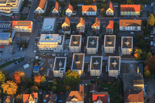 Chantier de construction d'un nouveau développement dans le centre-ville à Kandel dans le département Rhénanie-Palatinat, Allemagne depuis l'avion