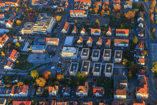 Vue d'oiseau de Chantier de construction d'un nouveau développement dans le centre-ville à Kandel dans le département Rhénanie-Palatinat, Allemagne