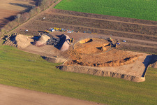 Photographie aérienne de Fondation d'éolienne sur un chantier de construction à Hatzenbühl dans le département Rhénanie-Palatinat, Allemagne