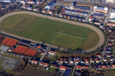 Vue aérienne de Centre de loisirs et de sports de TuS Pfarrkirchen et club de tennis Pfarrkirchen à le quartier Mooshof in Pfarrkirchen dans le département Bavière, Allemagne