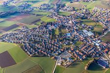Vue aérienne de Champs agricoles et terres agricoles à Triftern dans le département Bavière, Allemagne