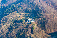 Vue aérienne de Château de Heiligenberg à Seeheim-Jugenheim dans le département Hesse, Allemagne