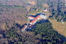 Vue aérienne de Terrain hospitalier de la Clinique Eleonoren à Lindenfels dans le département Hesse, Allemagne