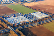 Vue aérienne de Quincaillerie toom Dieburg et Kaufland Dieburg à Dieburg dans le département Hesse, Allemagne