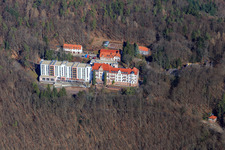 Vue aérienne de Clinique spécialisée Eußerthal du sud à Eußerthal dans le département Rhénanie-Palatinat, Allemagne
